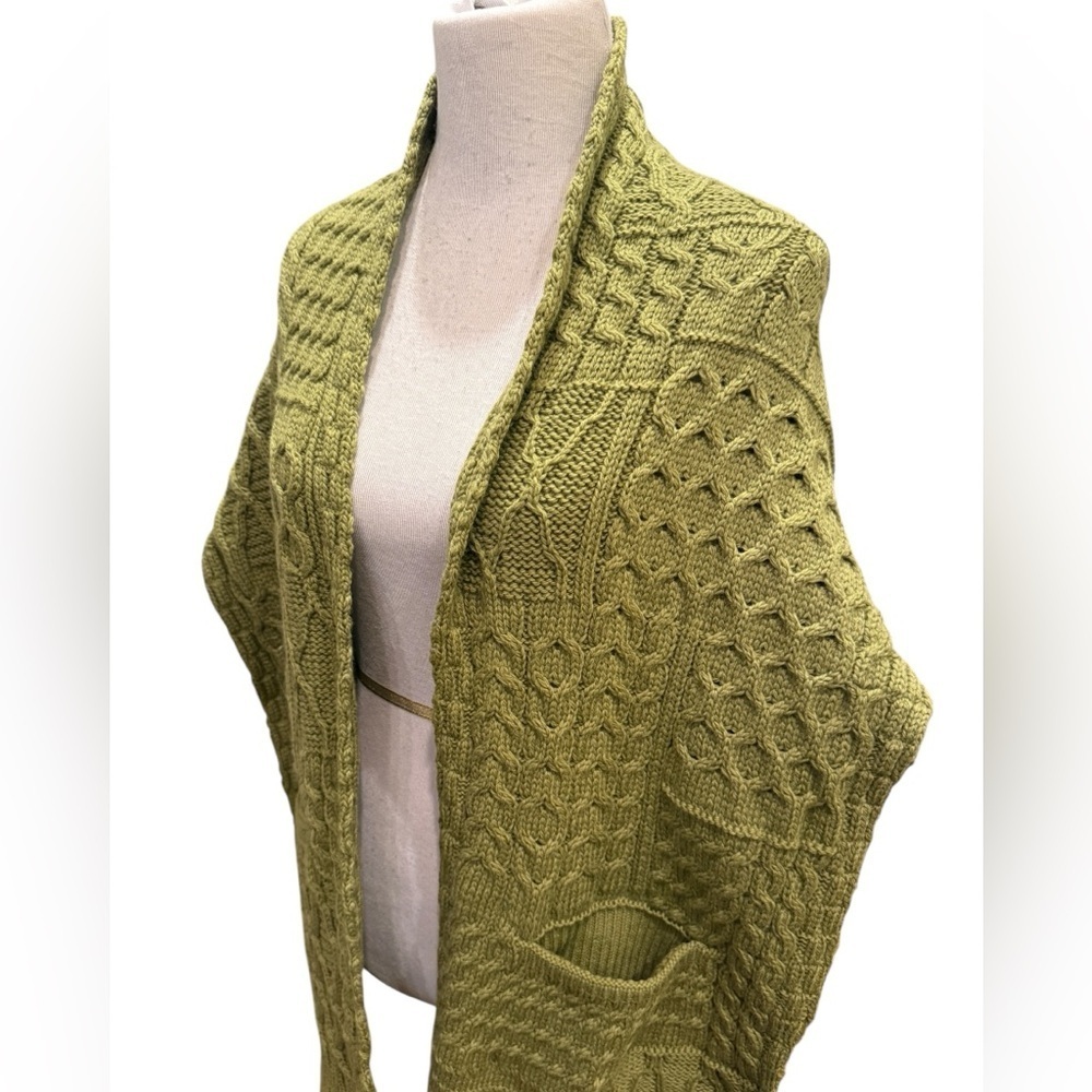 Connemara Knitwear Sweater Merino Wool Chunky Knit Fisherman Shawl Wrap New - Picture 2 of 16
